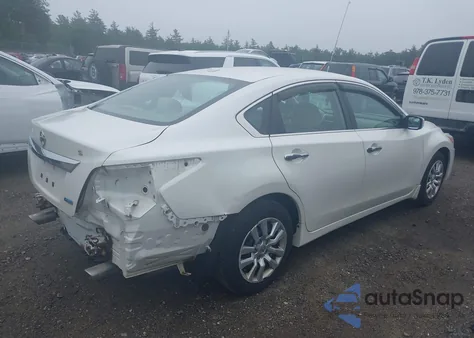 2014 Nissan Altima 2.5 S z USA, uszkodzony, nr VIN 1N4AL3AP2EC162068